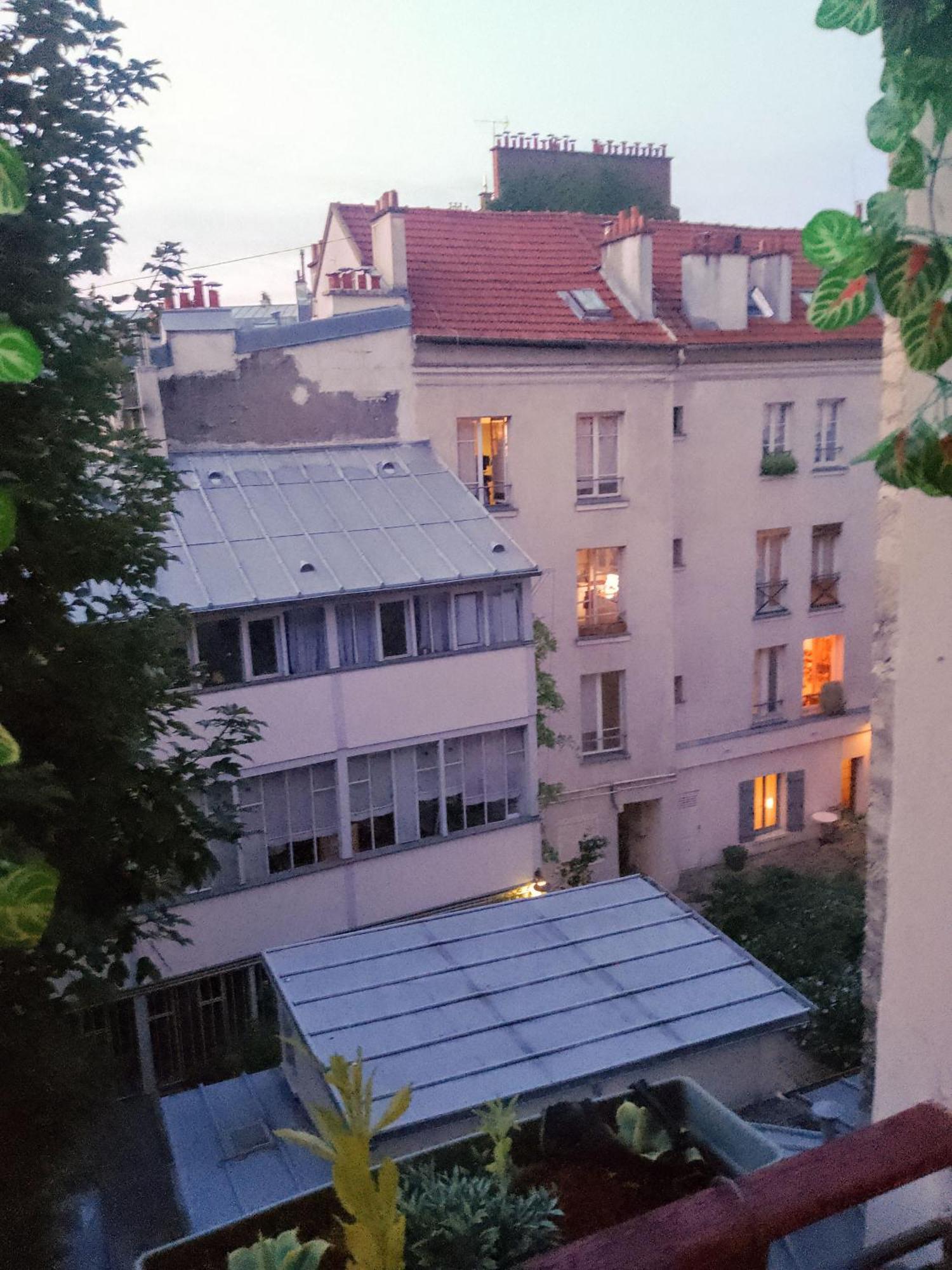 In Montmartre Apartment Paris